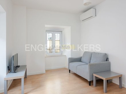 4 bedrooms Apartment in Oeiras, Portugal No. 10816