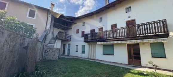 Дом с 13 комнатами в Порденоне, Италия № 284990 4