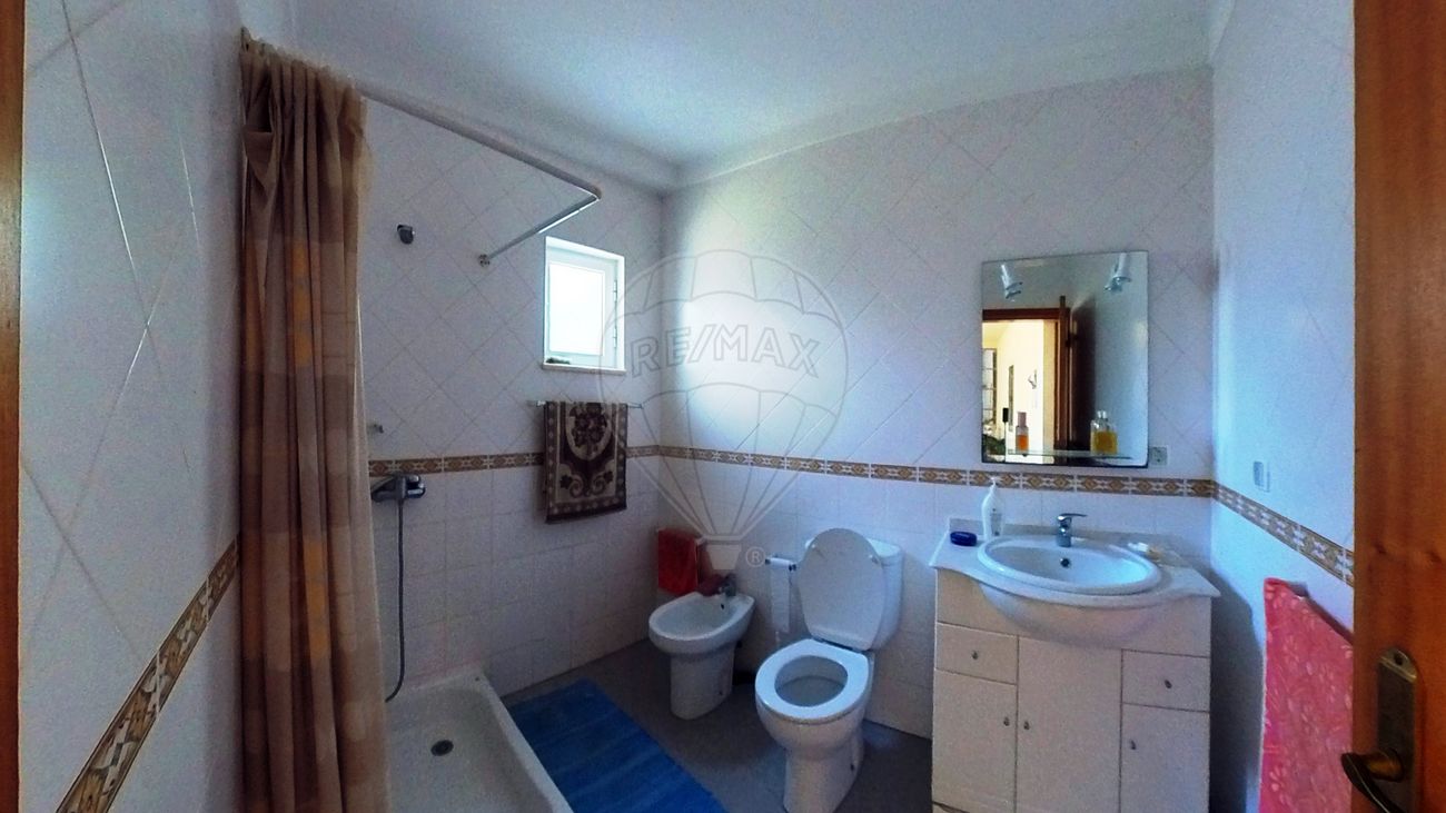 Дом с 5 спальнями в Tolosa, Португалия № 26160