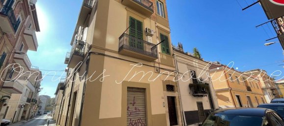 2 rooms Apartment in Foggia, Italy No. 153688 2
