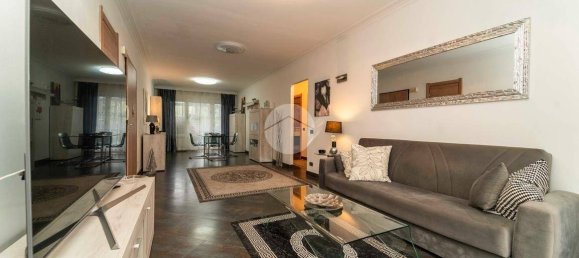 3 bedrooms Apartment in Rivoli, Italy No. 49853 9