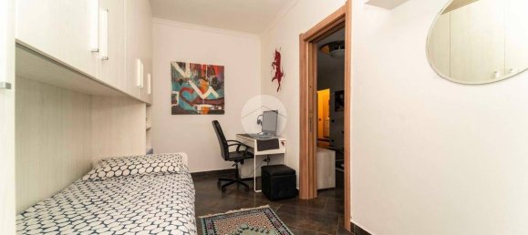 3 bedrooms Apartment in Rivoli, Italy No. 49853 31