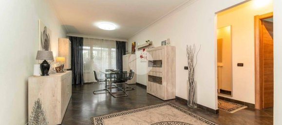 3 bedrooms Apartment in Rivoli, Italy No. 49853 12