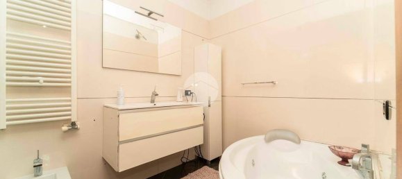 3 bedrooms Apartment in Rivoli, Italy No. 49853 26