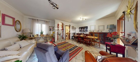 Casa de 4 divisões em Solbiate con Cagno, Italy N.º 153465 2