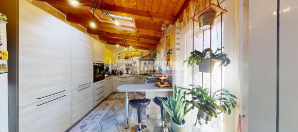 Casa de 4 divisões em Solbiate con Cagno, Italy N.º 153465 9