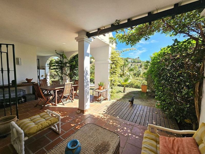 3 Schlafzimmer Wohnung in La Quinta, Spain, Nr. 225384