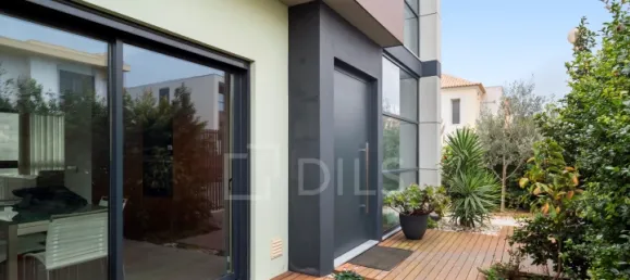 3 bedrooms House in Cascais, Portugal No. 109608 10