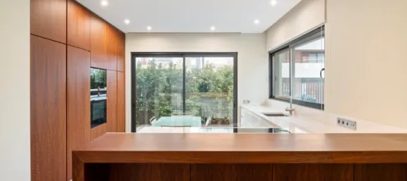 3 bedrooms House in Cascais, Portugal No. 109608 8