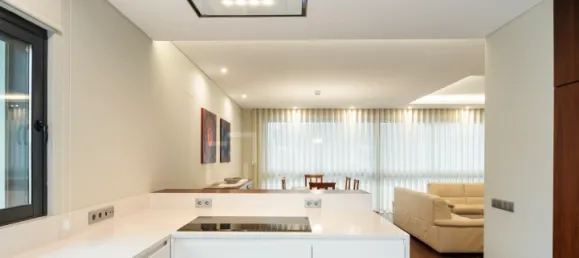 3 bedrooms House in Cascais, Portugal No. 109608 7