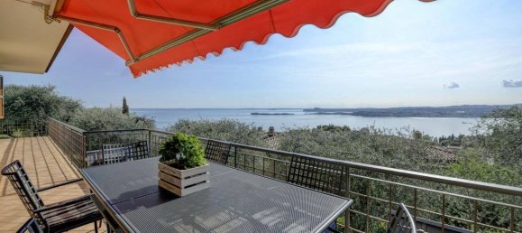 3 Schlafzimmer Villa in Gardone Riviera, Italy, Nr. 8014 2