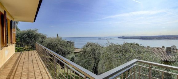 3 Schlafzimmer Villa in Gardone Riviera, Italy, Nr. 8014 20