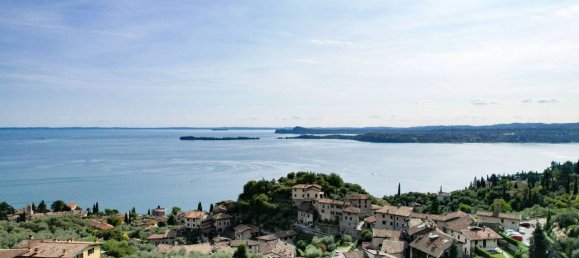 3 Schlafzimmer Villa in Gardone Riviera, Italy, Nr. 8014 17