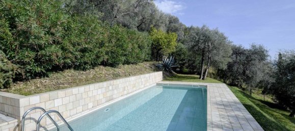 3 Schlafzimmer Villa in Gardone Riviera, Italy, Nr. 8014 10