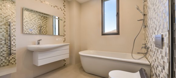 6 bedrooms Villa in Calpe, Spain No. 8811 22