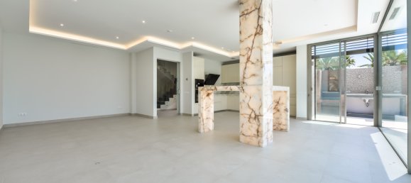 6 bedrooms Villa in Calpe, Spain No. 8811 6