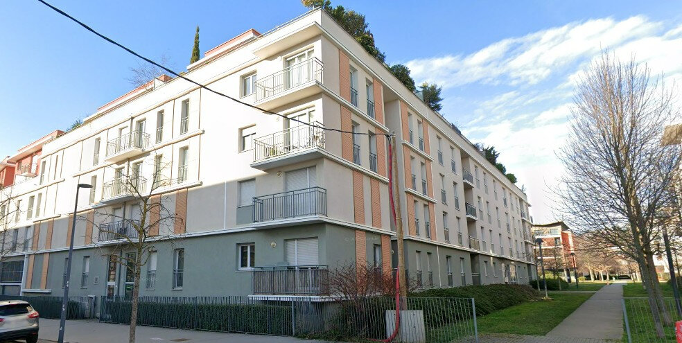 2 chambres Appartement à Saint-Étienne, France No. 198108