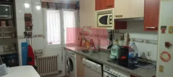 2 bedrooms Apartment in San Andres del Rabanedo, Spain No. 138782 2