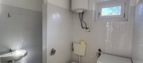 Apartamento de 2 dormitorios en Voitsberg, Austria No. 183035 8