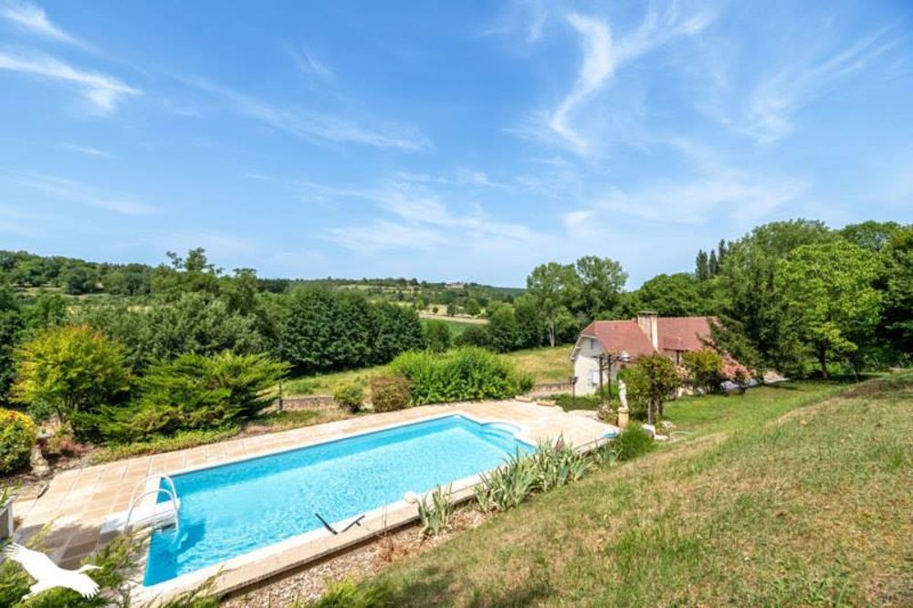 4 bedrooms House in Dordogne, France No. 287204
