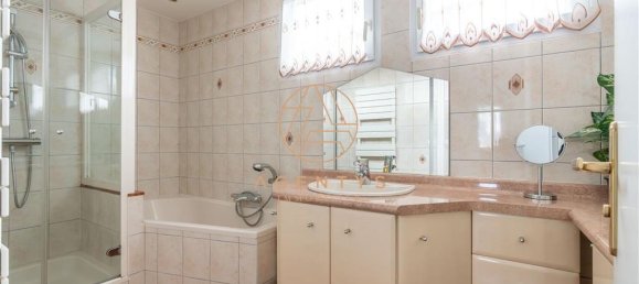 3 chambres Maison à Le Perreux-sur-Marne, France No. 350125 8