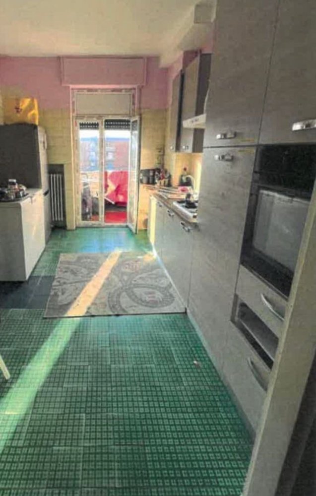 4-Zimmer Wohnung in Milan, Italy, Nr. 245398