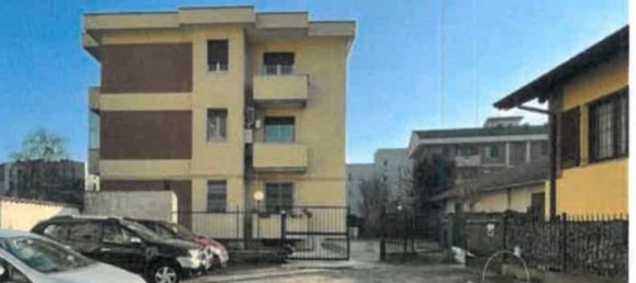 4-Zimmer Wohnung in Milan, Italy, Nr. 245398 9
