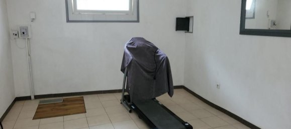 5 bedrooms House in Lassy, France No. 179980 11