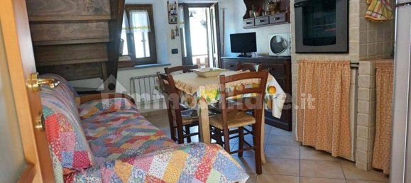 Apartamento de 2 dormitorios en Antey Saint Andre, Italy No. 339996 3