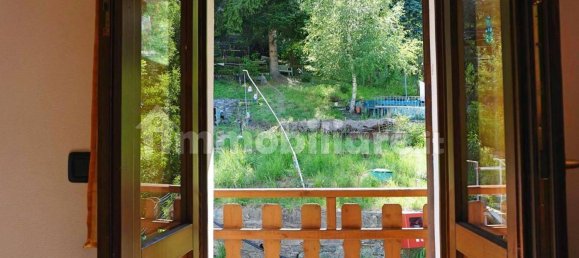 Apartamento de 2 dormitorios en Antey Saint Andre, Italy No. 339996 6