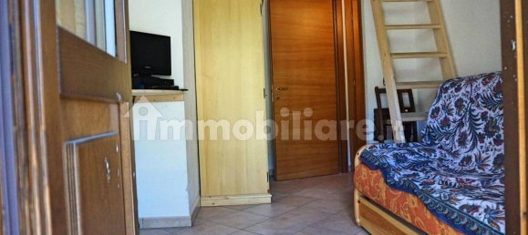 Apartamento de 2 dormitorios en Antey Saint Andre, Italy No. 339996 12
