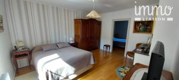 6 bedrooms House in Vineuil, France No. 86375 6