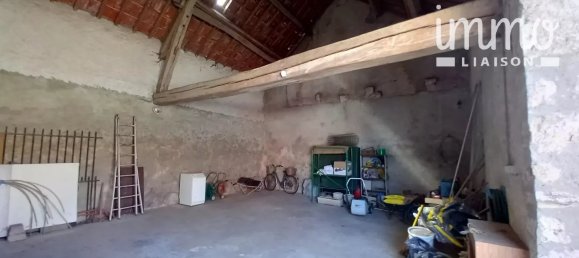 6 bedrooms House in Vineuil, France No. 86375 16