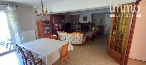 6 bedrooms House in Vineuil, France No. 86375 5