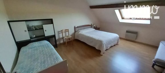6 bedrooms House in Vineuil, France No. 86375 13