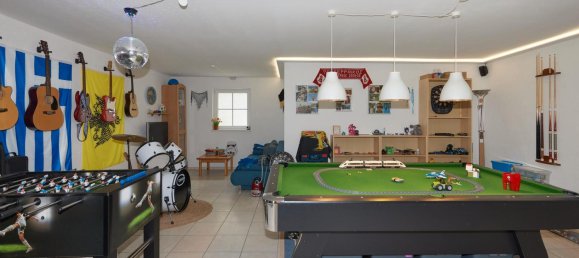 3 Schlafzimmer Stadthaus in Fürth, Germany, Nr. 15373 15