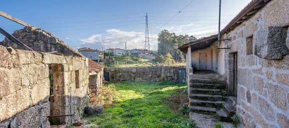 3 bedrooms House in Paredes, Portugal No. 24886 15