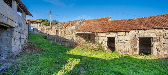 3 bedrooms House in Paredes, Portugal No. 24886 16