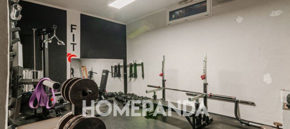 240m² Building in Verona, Italy No. 214052 33