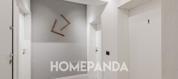 240m² Building in Verona, Italy No. 214052 8