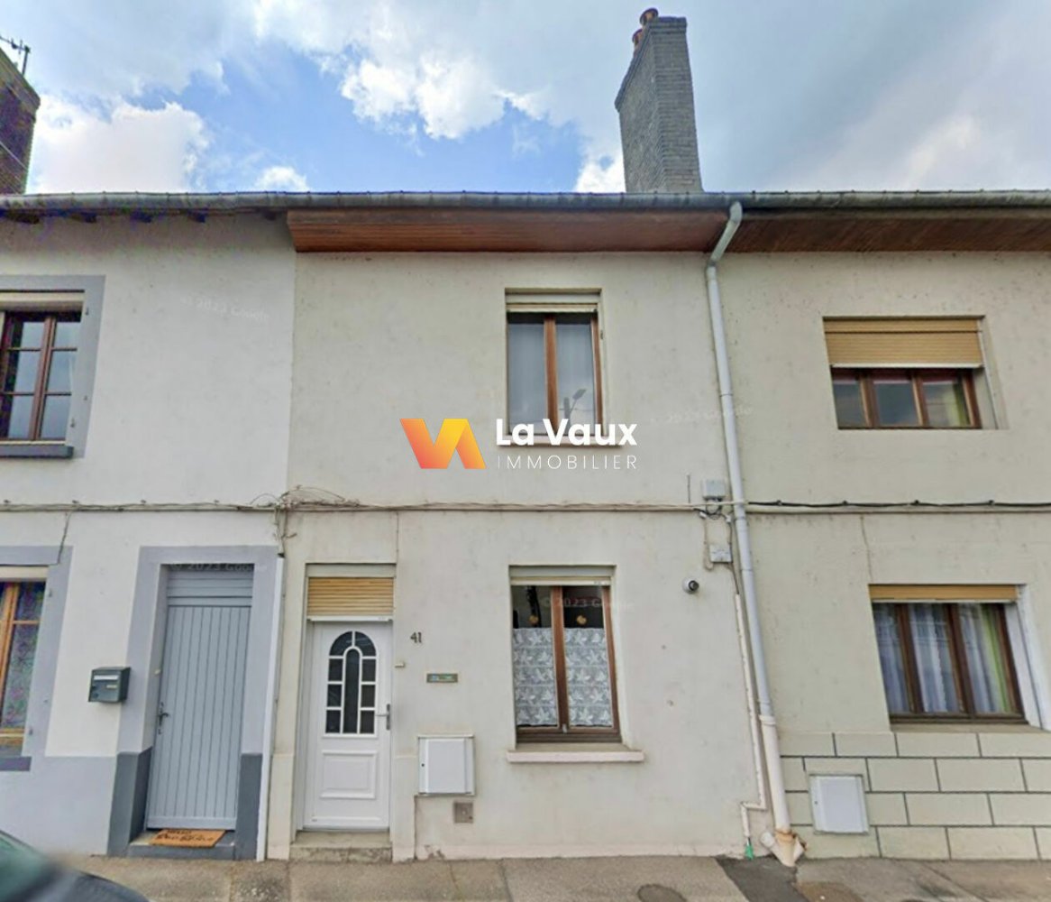 Casa de 3 dormitorios en Neuves-Maisons, France No. 156473