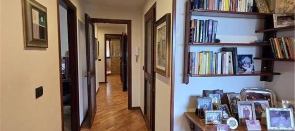 7 غرف نوم شقة في Messina, Italy رقم 354462 22