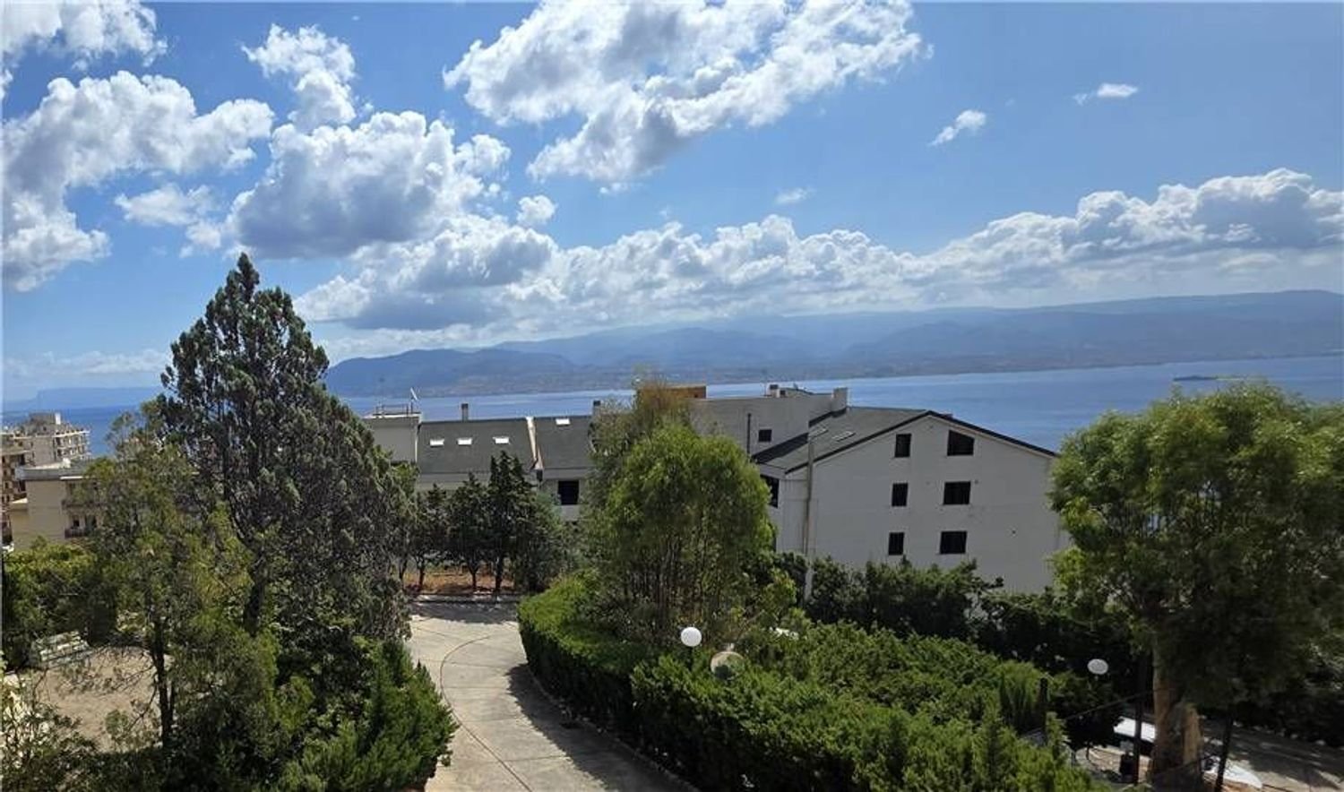 7 Schlafzimmer Wohnung in Messina, Italy, Nr. 354462