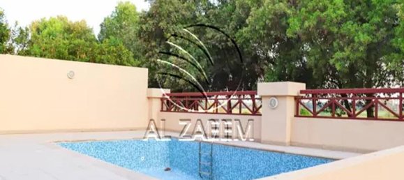 5 bedrooms Villa in Abu Dhabi, UAE No. 29903 2
