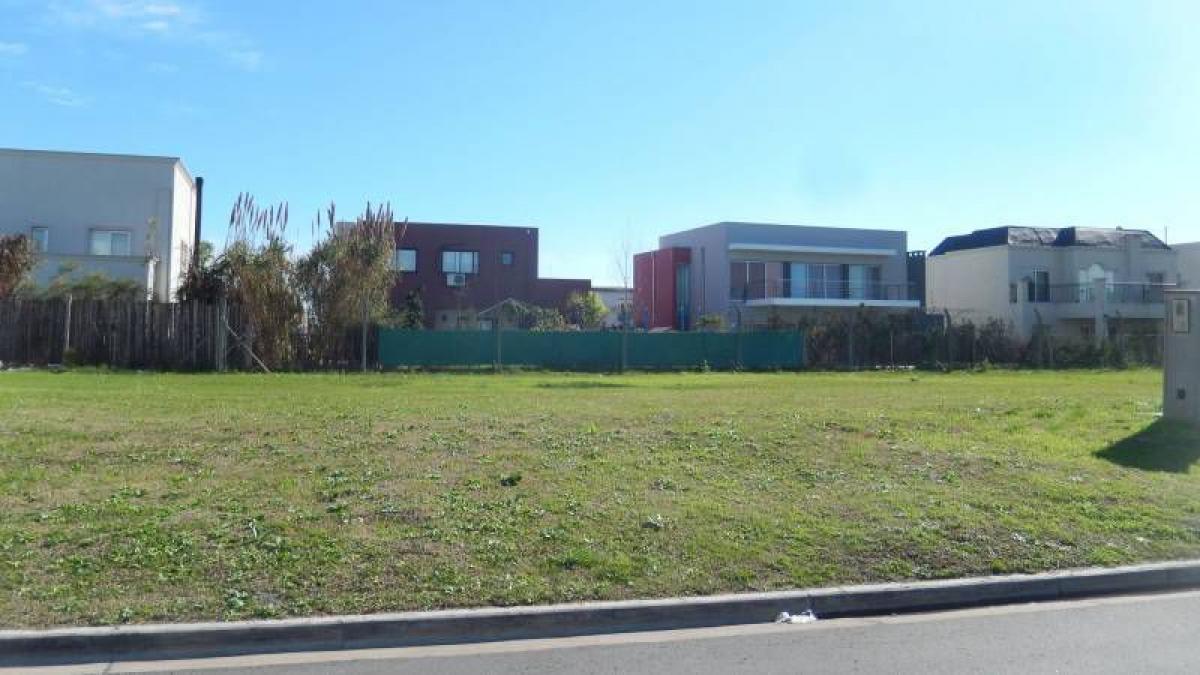 Grundstück in Quilmes, Argentina, Nr. 38499