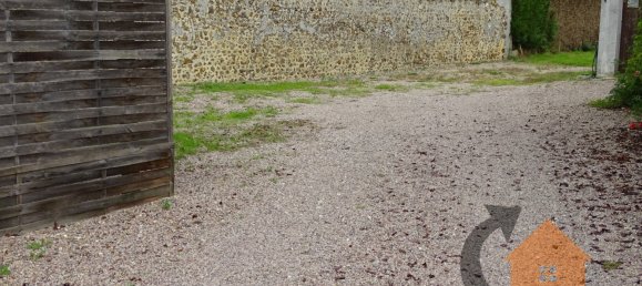 2 bedrooms House in Le Favril, France No. 97317 10