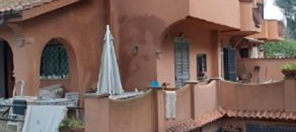 3 Schlafzimmer Haus in Rome, Italy, Nr. 318848 2