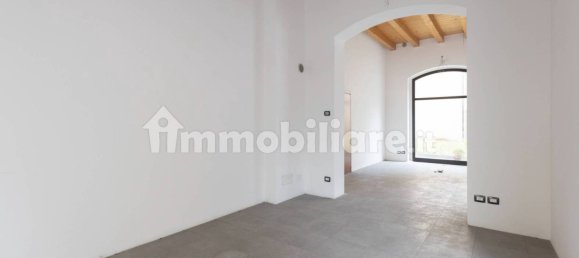 Propiedad comercial de 1 habitación en Ancona, Italy No. 80560 9