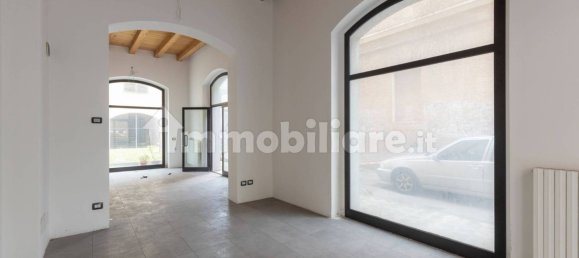 Propiedad comercial de 1 habitación en Ancona, Italy No. 80560 10
