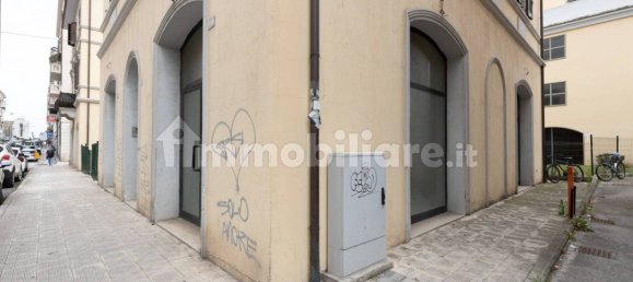 Propiedad comercial de 1 habitación en Ancona, Italy No. 80560 8